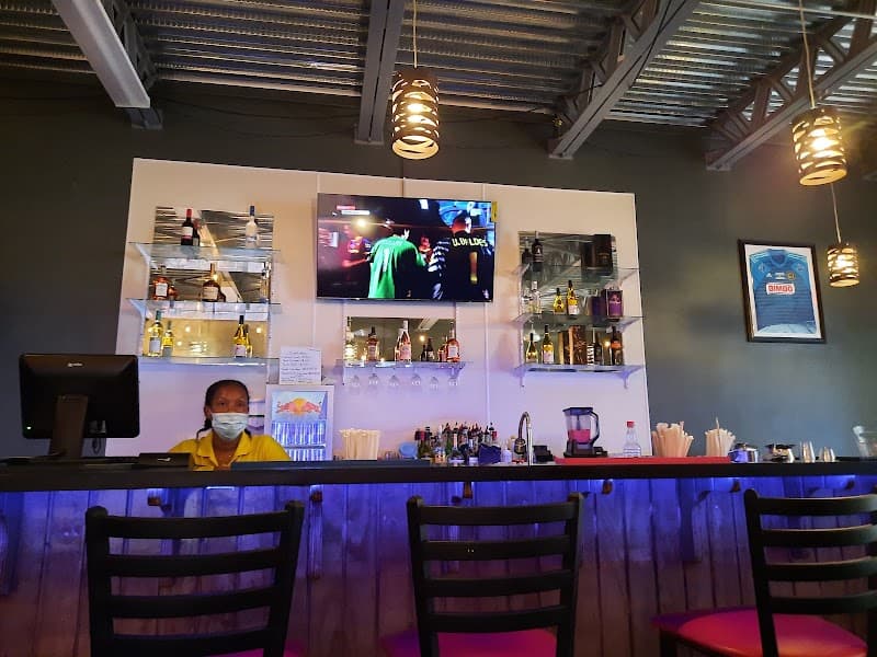 Blake's Kick Out Sports Bar & Lounge