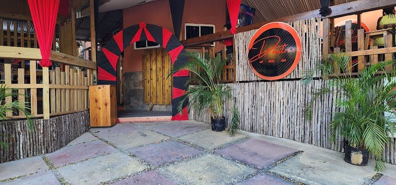 Dmitri's Restaurant Lounge