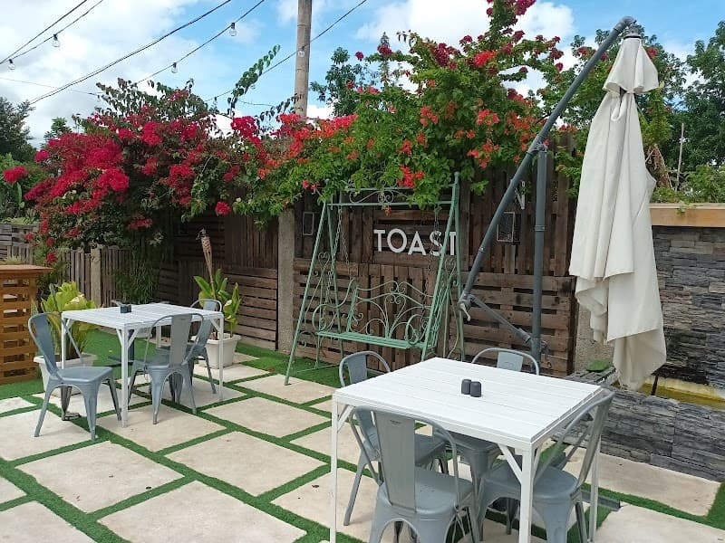 Toast Restaurant and Gelato