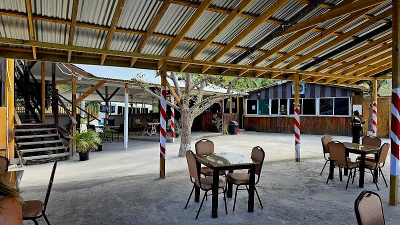 Waterfront | Restaurant & Bar